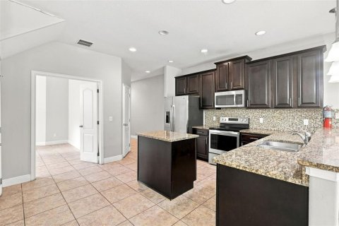 Touwnhouse à vendre à Davenport, Floride: 4 chambres, 191.38 m2 № 2391679 - photo 20