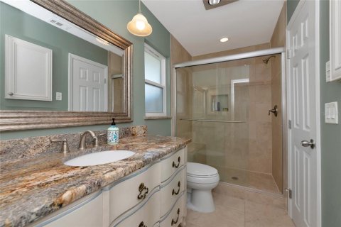 House in Englewood, Florida 3 bedrooms, 179.86 sq.m. № 2100716 - photo 24
