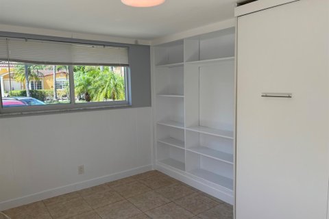 Commercial property in Hollywood, Florida 3 rooms, 172.61 sq.m. № 2083641 - photo 5