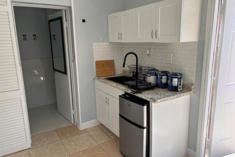 Commercial property in Hollywood, Florida 3 rooms, 172.61 sq.m. № 2083641 - photo 10