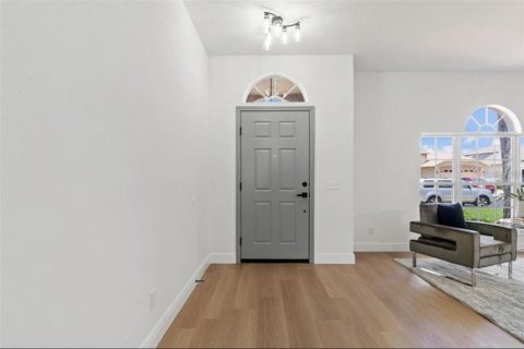 Casa en alquiler en Trinity, Florida, 5 dormitorios, 215.35 m2 № 1876930 - foto 8