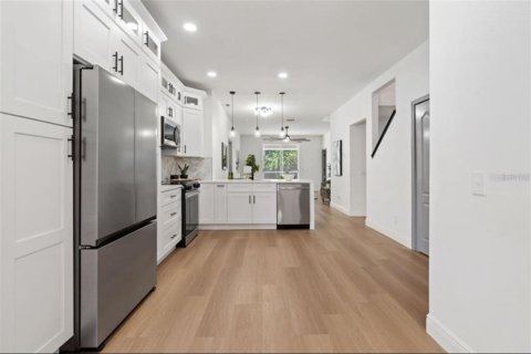 Casa en alquiler en Trinity, Florida, 5 dormitorios, 215.35 m2 № 1876930 - foto 14