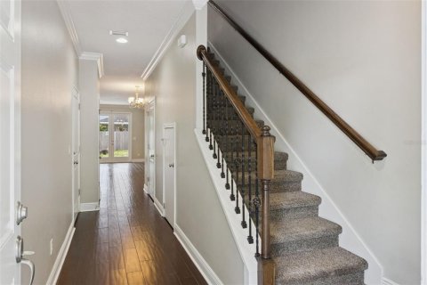Duplex in Orlando, Florida 6 bedrooms, 290.04 sq.m. № 2258829 - photo 8