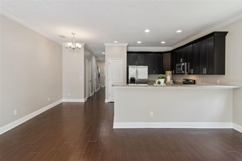 Duplex in Orlando, Florida 6 bedrooms, 290.04 sq.m. № 2258829 - photo 27