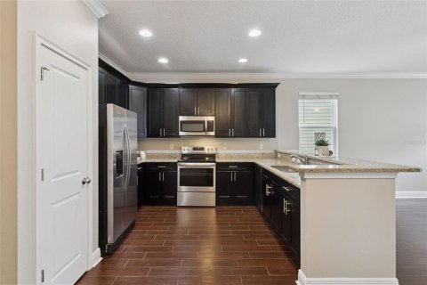 Duplex in Orlando, Florida 6 bedrooms, 290.04 sq.m. № 2258829 - photo 30