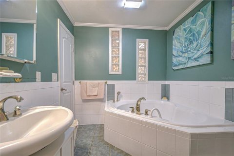 Villa ou maison à vendre à Tampa, Floride: 3 chambres, 216.28 m2 № 1919356 - photo 21
