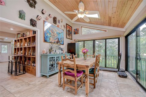 Villa ou maison à vendre à Tampa, Floride: 3 chambres, 216.28 m2 № 1919356 - photo 11