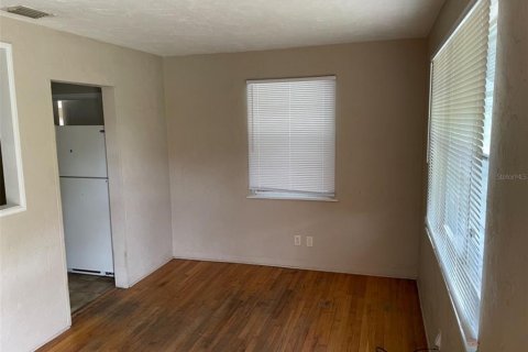Villa ou maison à louer à Saint Petersburg, Floride: 3 chambres, 65.4 m2 № 2156520 - photo 3