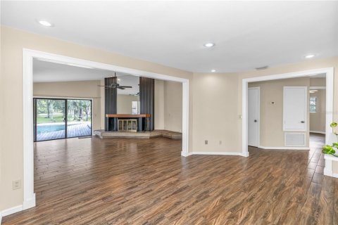 Villa ou maison à louer à Winter Springs, Floride: 3 chambres, 157.47 m2 № 1906662 - photo 8