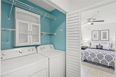 Купить кондоминиум в Сарасота, Флорида 6 комнат, 104.89м2, № 1679084 - фото 25