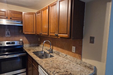 Villa ou maison à louer à North Lauderdale, Floride: 4 chambres, 155.15 m2 № 2432566 - photo 29