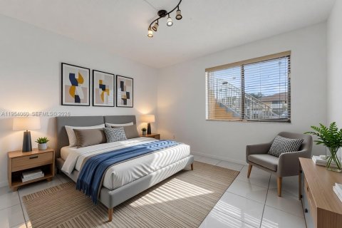 Copropriété à vendre à Miami Gardens, Floride: 2 chambres, 109.62 m2 № 2042100 - photo 4