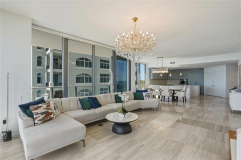 Condo in Tampa, Florida, 3 bedrooms № 2157871 - photo 15