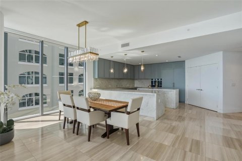 Condo in Tampa, Florida, 3 bedrooms № 2157871 - photo 11