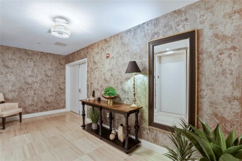 Condo in Tampa, Florida, 3 bedrooms № 2157871 - photo 4