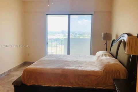 Condo in Aventura, Florida, 2 bedrooms № 2076282 - photo 11