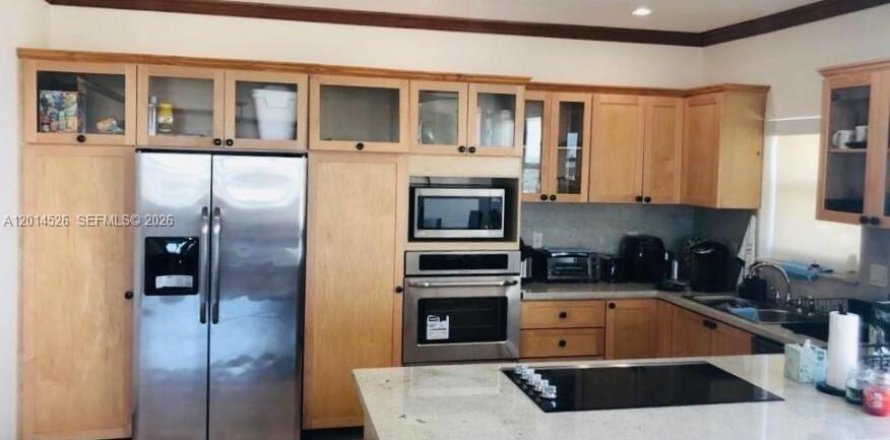 Condo in Aventura, Florida, 2 bedrooms № 2076282