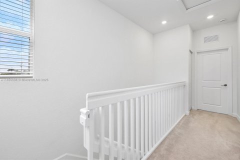 Townhouse in Homestead, Florida 3 bedrooms № 1871940 - photo 23