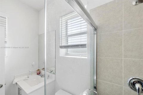 Townhouse in Homestead, Florida 3 bedrooms № 1871940 - photo 22
