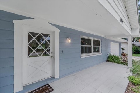 House in Largo, Florida 4 bedrooms, 171.5 sq.m. № 1880881 - photo 10