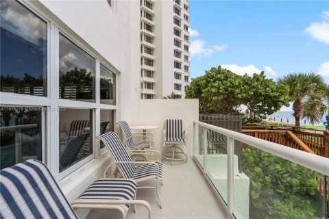 Copropriété à vendre à Fort Lauderdale, Floride: 3 chambres, 185.8 m2 № 1921206 - photo 8