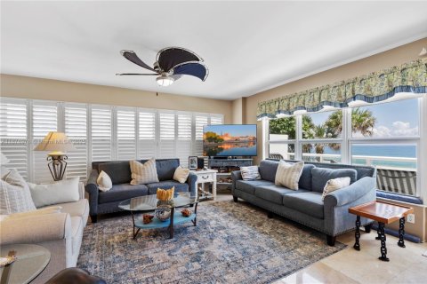 Copropriété à vendre à Fort Lauderdale, Floride: 3 chambres, 185.8 m2 № 1921206 - photo 11