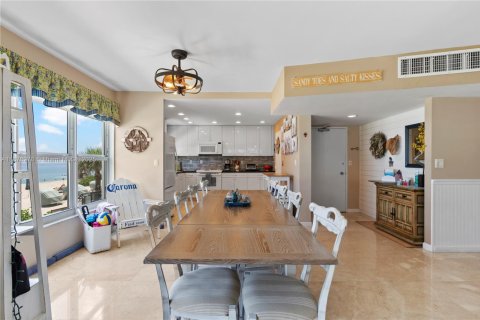 Copropriété à vendre à Fort Lauderdale, Floride: 3 chambres, 185.8 m2 № 1921206 - photo 15