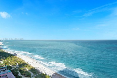 Copropriété à louer à Bal Harbour, Floride: 62.71 m2 № 1860957 - photo 20