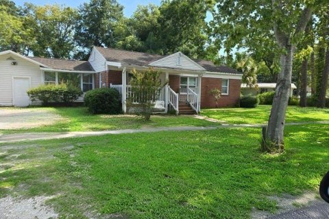 House in Jacksonville, Florida 4 bedrooms, 141.77 sq.m. № 2387371 - photo 2