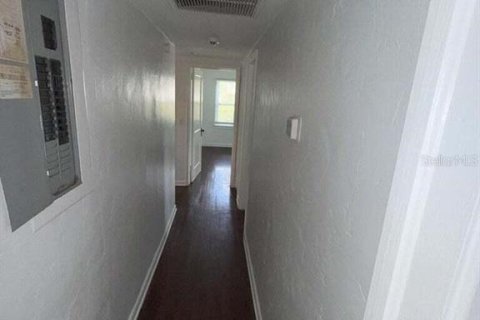 House in Jacksonville, Florida 4 bedrooms, 141.77 sq.m. № 2387371 - photo 11