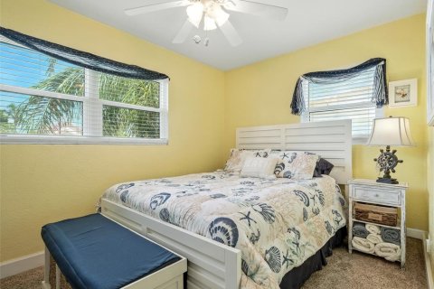 Casa en venta en New Smyrna Beach, Florida, 4 dormitorios, 204.76 m2 № 1885482 - foto 20