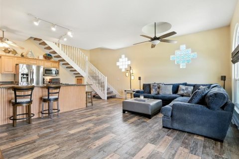 Casa en venta en New Smyrna Beach, Florida, 4 dormitorios, 204.76 m2 № 1885482 - foto 12