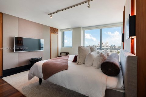 Copropriété à louer à Miami Beach, Floride: 2 chambres, 107.95 m2 № 1976634 - photo 12