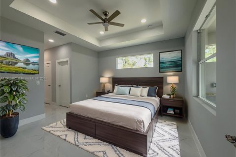 Villa ou maison à vendre à Lehigh Acres, Floride: 3 chambres, 159.51 m2 № 1966478 - photo 13