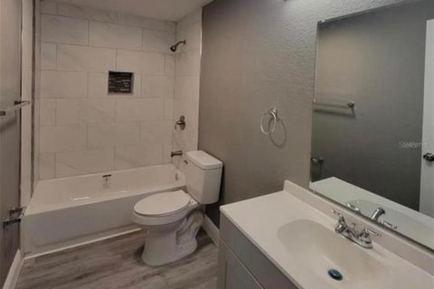 Casa en alquiler en Haines City, Florida, 4 dormitorios, 96.43 m2 № 1879323 - foto 3