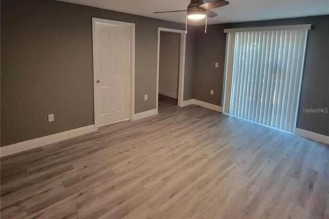 Casa en alquiler en Haines City, Florida, 4 dormitorios, 96.43 m2 № 1879323 - foto 9