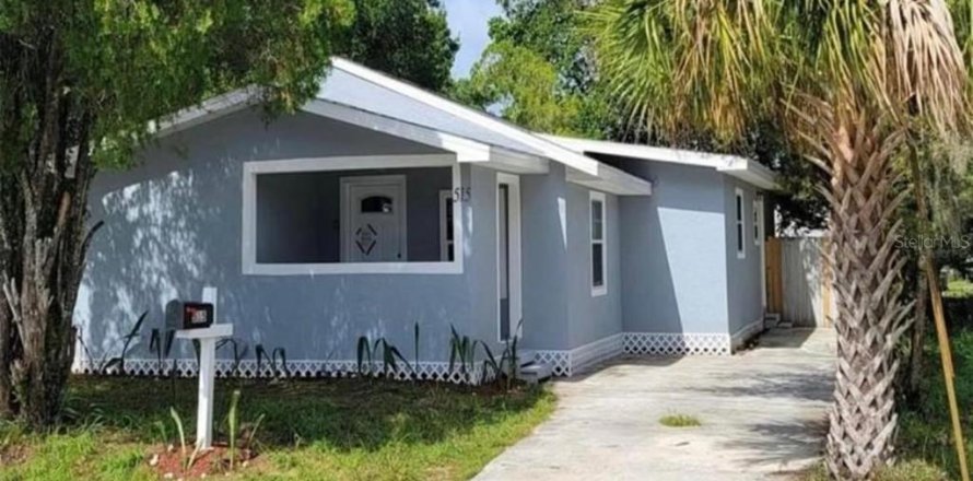 Villa ou maison à Haines City, Floride 4 chambres, 96.43 m2 № 1879323