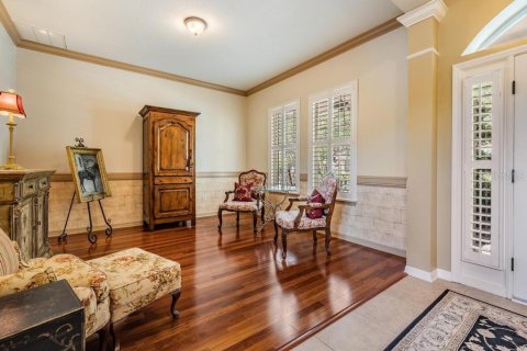House in Tampa, Florida 4 bedrooms, 322.56 sq.m. № 1823063 - photo 13