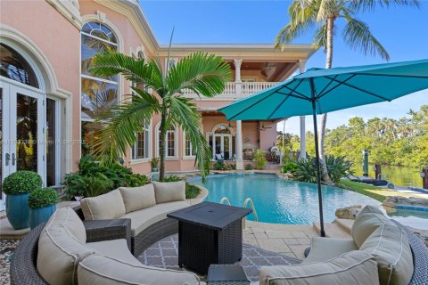 House in North Palm Beach, Florida 4 bedrooms, 629.6 sq.m. № 1764215 - photo 10