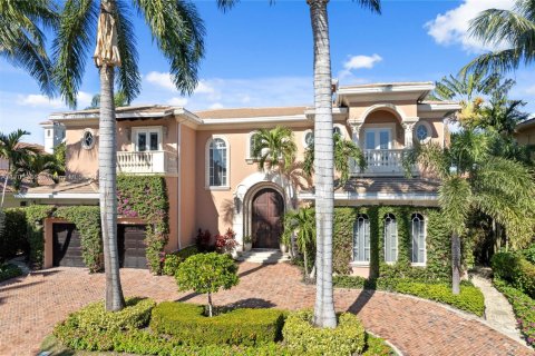 House in North Palm Beach, Florida 4 bedrooms, 629.6 sq.m. № 1764215 - photo 4