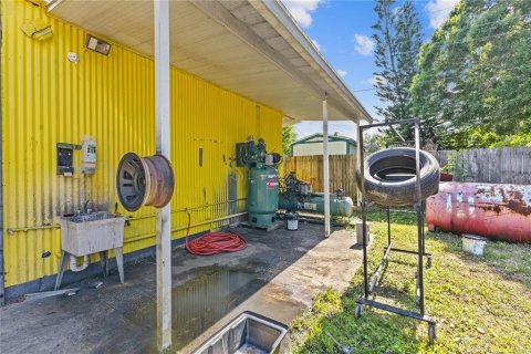 Immobilier commercial à vendre à Daytona Beach, Floride: 668.9 m2 № 2437309 - photo 18