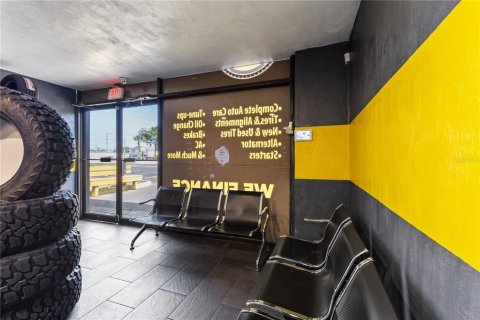 Immobilier commercial à vendre à Daytona Beach, Floride: 668.9 m2 № 2437309 - photo 11