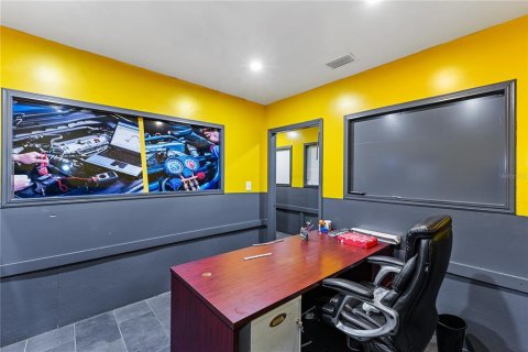 Immobilier commercial à vendre à Daytona Beach, Floride: 668.9 m2 № 2437309 - photo 14