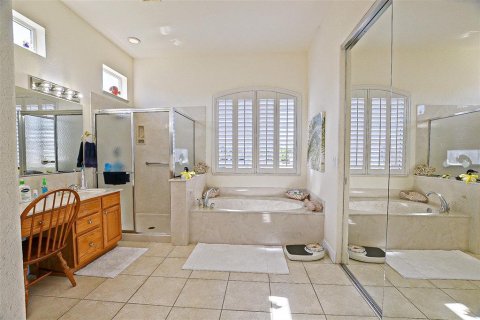 House in Summerfield, Florida 3 bedrooms, 215.9 sq.m. № 1893970 - photo 30