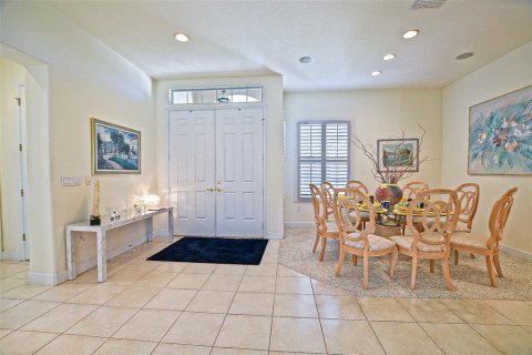 House in Summerfield, Florida 3 bedrooms, 215.9 sq.m. № 1893970 - photo 18