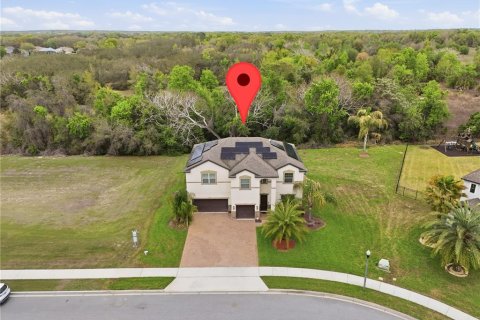 House in Apopka, Florida 6 bedrooms, 284.37 sq.m. № 2202726 - photo 3