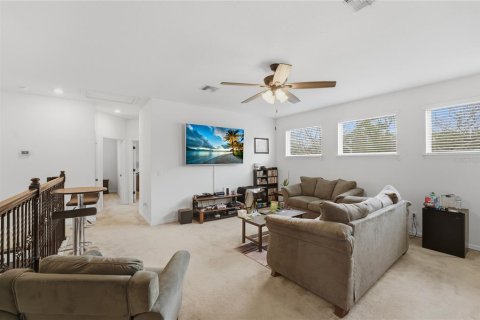 House in Apopka, Florida 6 bedrooms, 284.37 sq.m. № 2202726 - photo 26