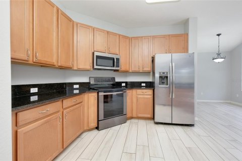 Villa ou maison à vendre à Port Charlotte, Floride: 3 chambres, 195.84 m2 № 2410634 - photo 15