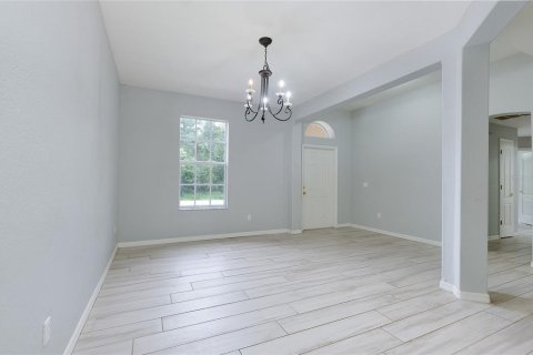 Villa ou maison à vendre à Port Charlotte, Floride: 3 chambres, 195.84 m2 № 2410634 - photo 10