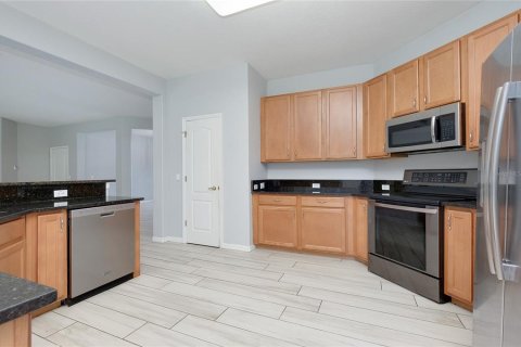 Villa ou maison à vendre à Port Charlotte, Floride: 3 chambres, 195.84 m2 № 2410634 - photo 4
